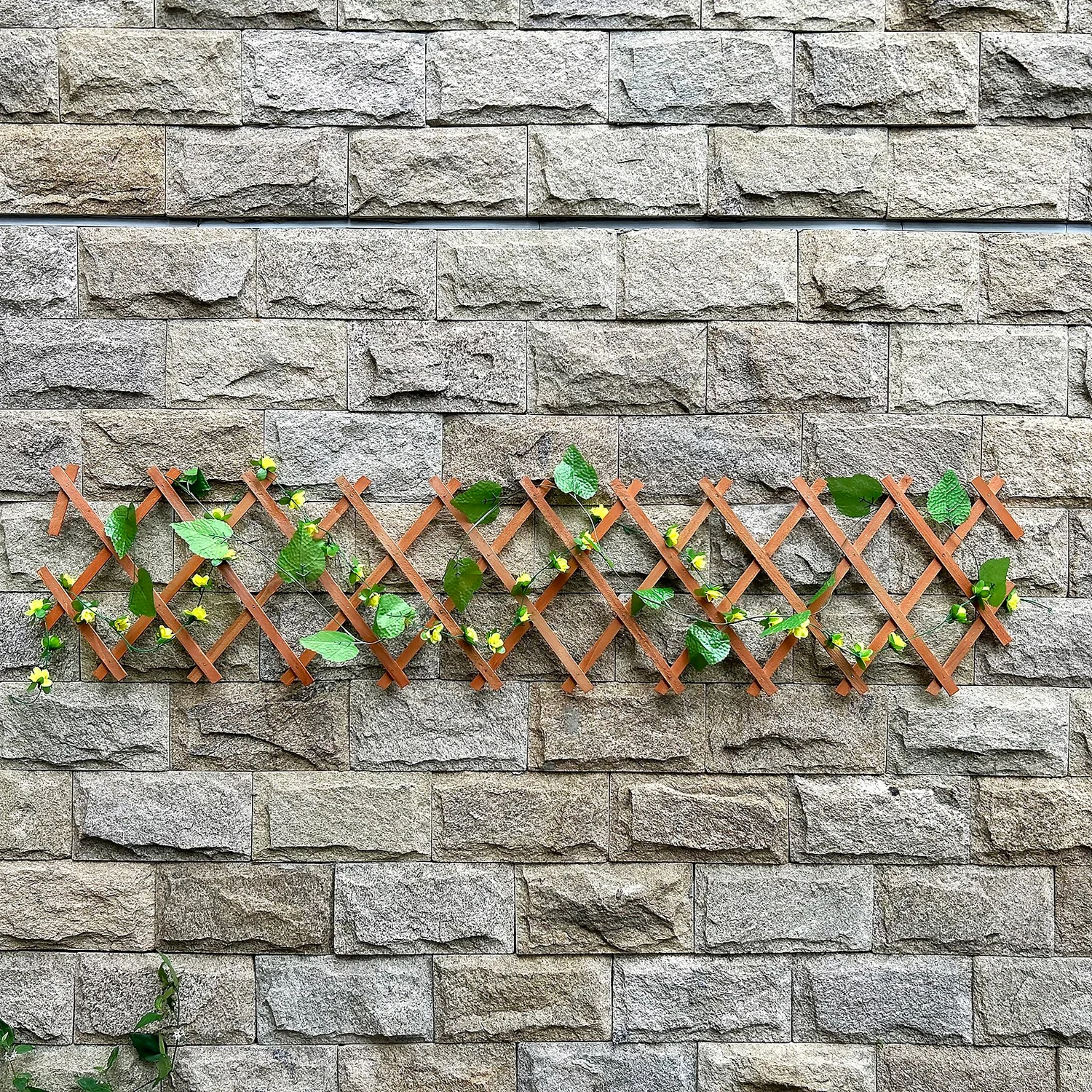 Sprout Garden Expanding Trellis 1.8m X 0.3m - Image 2