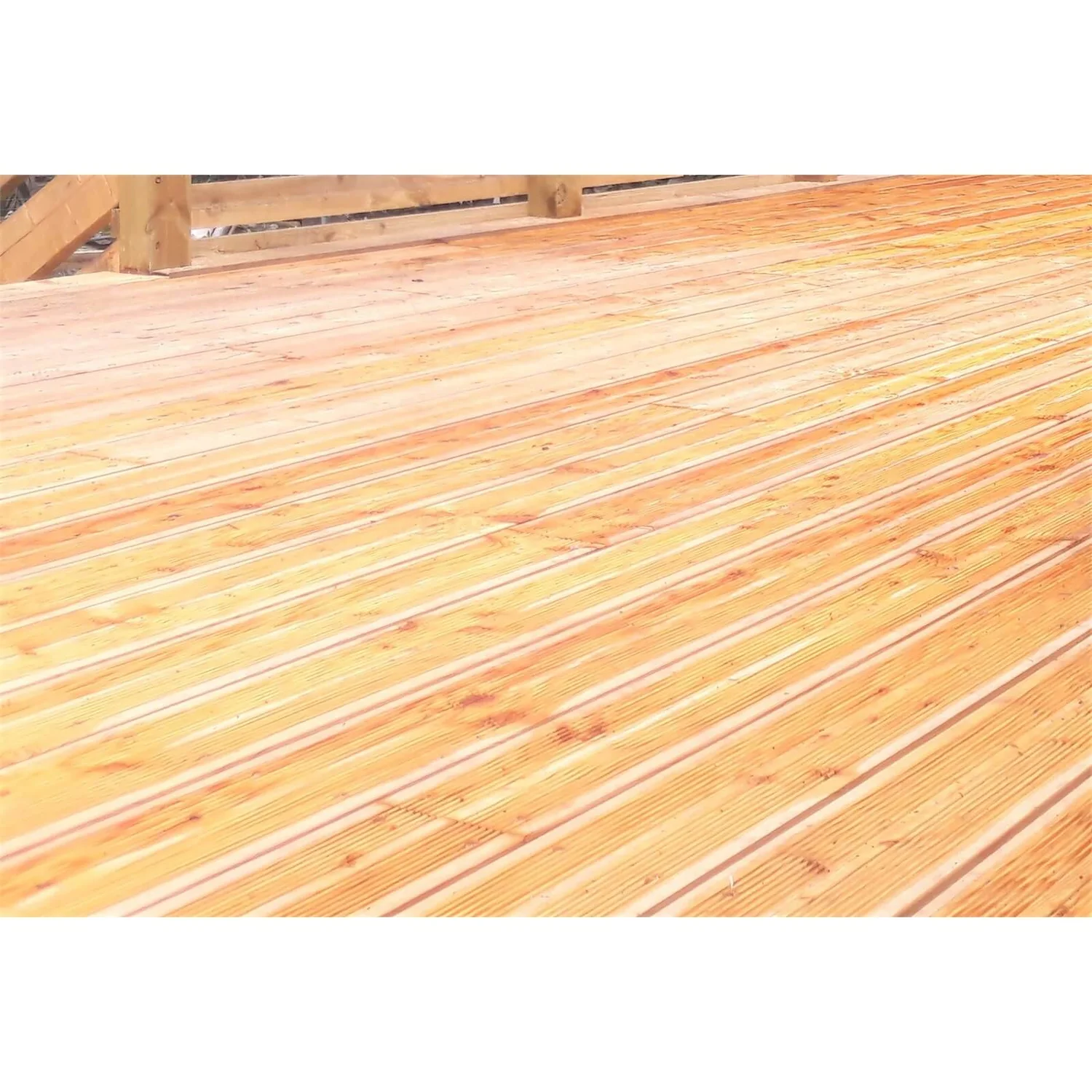 None Siberian Larch Decking 27x144mmx4.0mtr (Pack Of 4) - Image 4