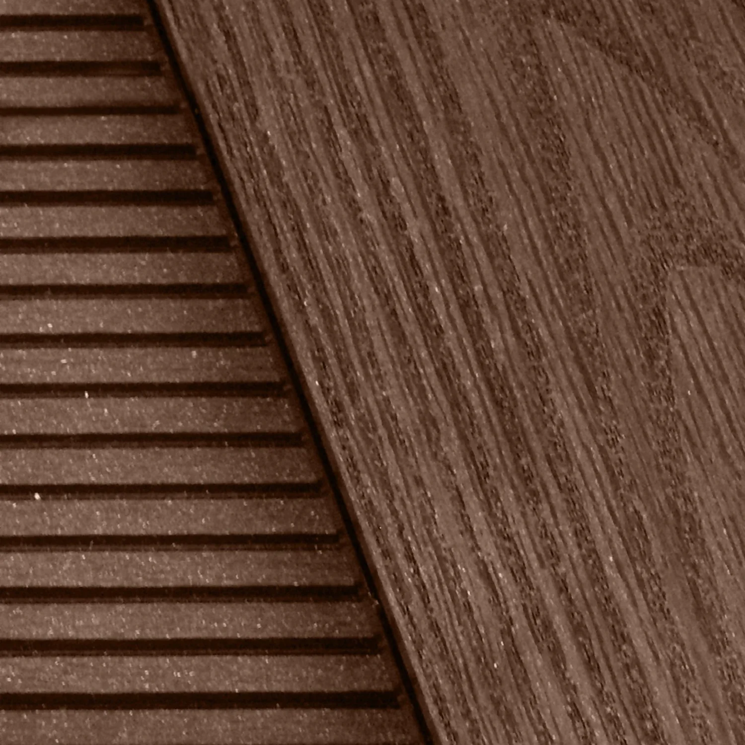 Victoria Composite Decking Castle Groove 20 Pack Redwood - 10.08 M2 - Image 4